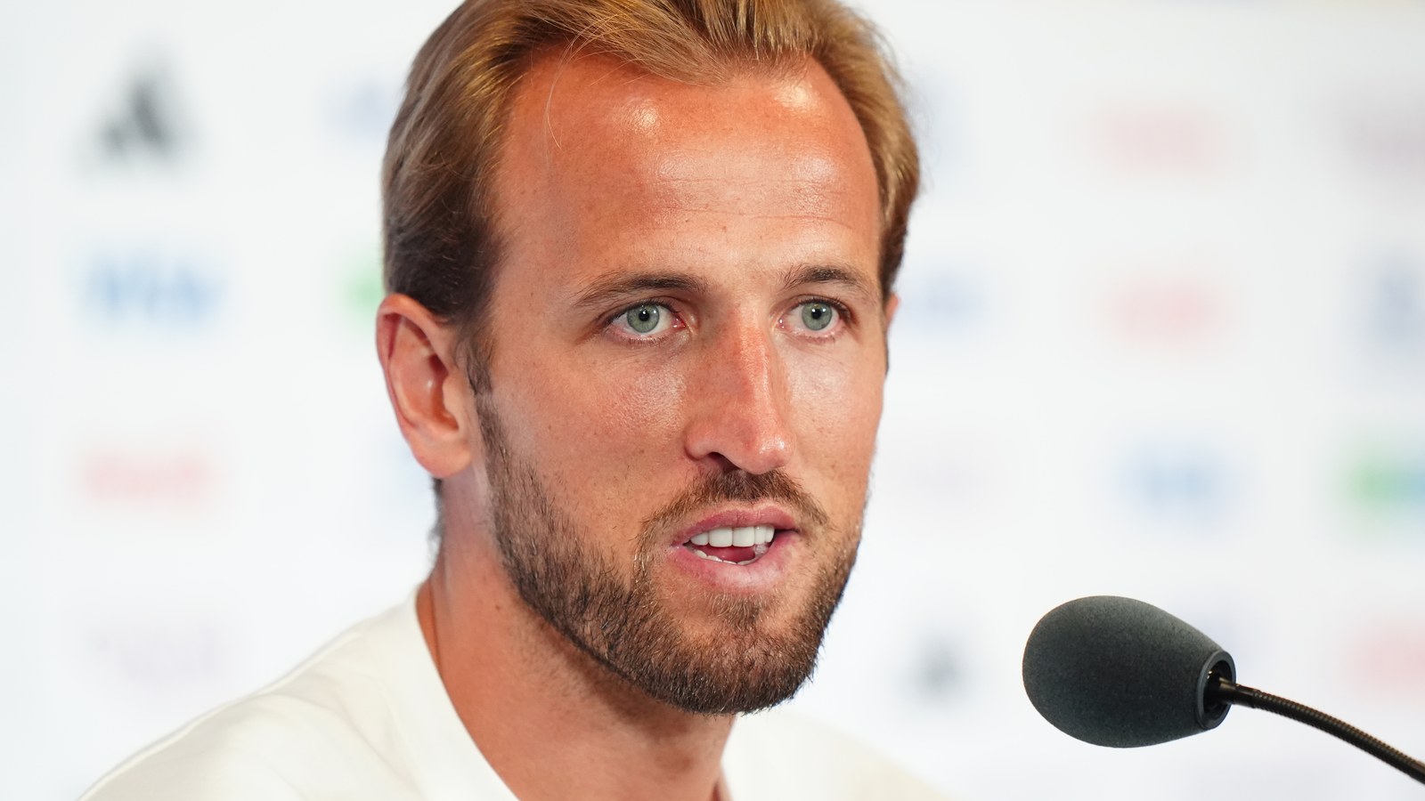 Harry Kane, útočník Bayernu Mnichov a vítěz Zlatého míče 2026