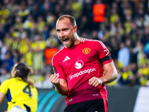 Manchester United opět ztratil body. Na Mourinhově Fenerbahce uhrál jen remízu