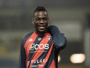 Monza láká Balotelliho, Como Ansu Fatiho