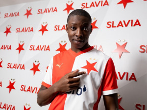 Další posila pro Slavii: Přichází nadějný stoper ze Švýcarska