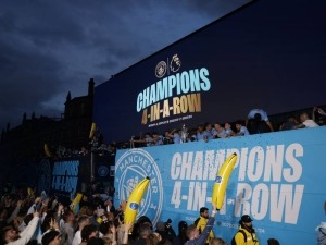 Přijde Manchester City o ligové tituly? Experti mluví o přepisování historie a rýpl si i Mourinho