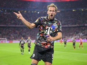 Kane by byl prvním vítězem Zlatého míče z Bayernu po 45 letech. Musí vyhrát, tvrdí poslední vítěz Rummenigge