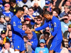 Chelsea rozstřílela Bournemouth. Dvakrát se trefili Henderson i Pedro