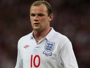 UEFA zmírnila trest pro útočníka Rooneyho na dva zápasy