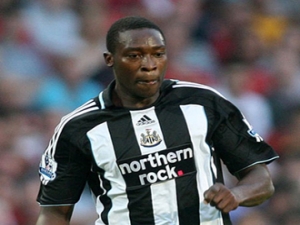 Ameobi se zranil a bude chybět minimálně měsíc
