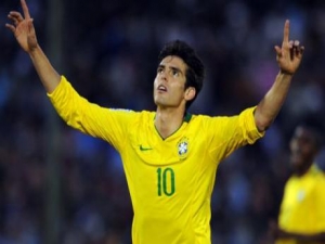 Kaká se vrací na soupisku Brazílie