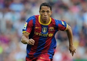 Adriano by v Barceloně rád zůstal. Potřebuje ovšem vědět, že je o něj zájem