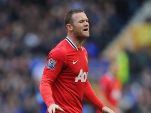 Wayne Rooney: Nevadí mi hrát v záloze