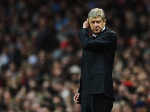 Wenger: Nenechám si mluvit do práce