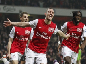 Arsenal rozhodl o vítězství nad Newcastlem až v páté minutě nastaveného času