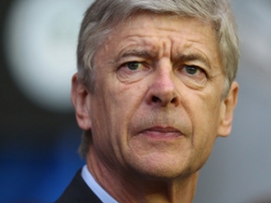 Původ simulování? Napoví zahraniční hráči, míní Wenger