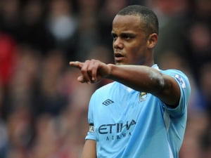 Kompany: Teď už to musíme dotáhnout, Ferguson: Mancini ovlivňoval rozhodčího