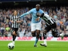 Newcastle hostí City a může na dálku pomoci United, ty čeká doma Swansea