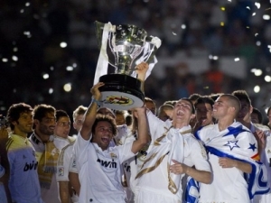 Oslavný ceremoniál Realu Madrid zpříjemnilo pokoření rekordních 100 bodů