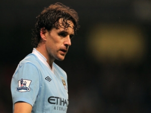 Po Manchesteru United propustilo Owena Hargreavese také City 