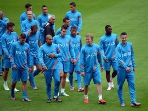 EURO 2012: Nizozemští hráči slyšeli při tréninku v Krakově rasistické projevy fanoušků