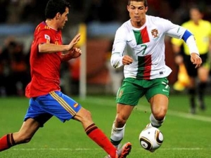 Ronaldo a spol. proti silným obhájcům. Skončí už nadvláda Španělů? 