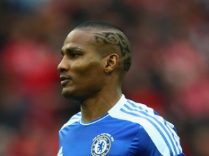 Malouda připraven diskutovat o své budoucnosti v Chelsea