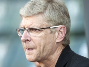 Wenger: Je nepříjemné vidět van Persieho skórovat za United
