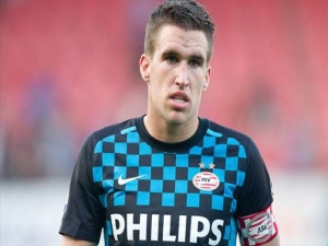 Strootman stále v hledáčku AC
