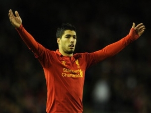 Suarez: V Liverpoolu mě drží fanoušci