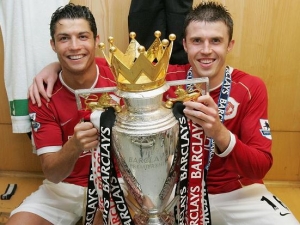 Carrick: Osobka na Ronalda? Ano, ale ve třech