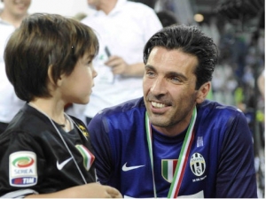 Buffon: Musíme najít svou identitu