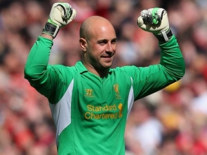 Reina je v Liverpoolu šťastný, o Barceloně nepřemýšlí