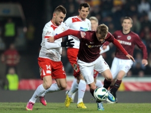 Gambrinus ligu čeká poslední kolo, získá titul Plzeň nebo Sparta?