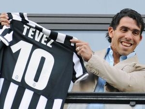 Tevez bude na drese nosit číslo 10