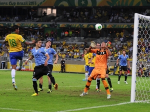 Paulinho poslal Brazílii do finále Konfederačního poháru