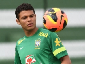 Thiago Silva z Paříže neodejde, prohlásil prezident PSG