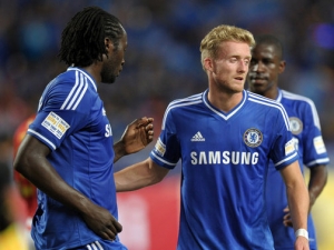 Chelsea zvítězila, Arsenal rozdrtil Vietnam