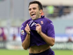 Souhrn 8. kola Serie A: AS Řím je stále stoprocentní, Rossi zničil Starou dámu hattrickem
