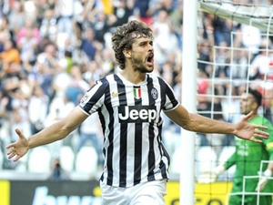 Souhrn 14. kola Serie A: Llorente zachránil Juventus, AS Řím pokračuje ve své sérii