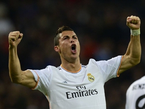 Real Madrid nastřílel Osasuně čtyři góly, dva z nich dal Ronaldo