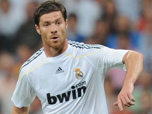Je dobře, že to Cristiano bere s humorem, říká navrátilec Xabi Alonso