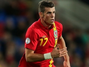 Bale by nemusel hrát přáteláky, připustil manažer Walesu