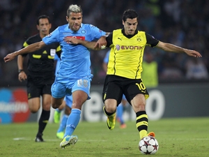 Dortmund si nesmí dovolit s Neapolí zaváhat, Barcelona jede do Amsterdamu stvrdit první místo ve skupině