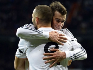 Bale hattrickem sfoukl Valladolid, Atlético se minimálně do zítra na čele bodově srovnalo s Barçou 