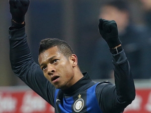 Milánské derby rozhodl Guarín, v čele ligy je tak Inter