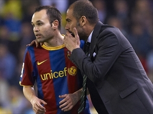 Iniesta velebí Guardiolu: To on mě dostal na takovou úroveň, na které teď jsem