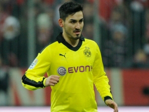 Borussia odmítá spekulace o odchodu Gundogana do Realu Madrid