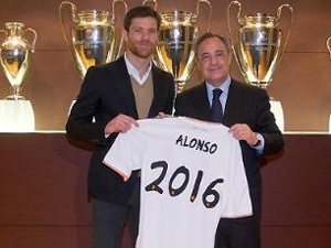 Xabi Alonso oznámil prodloužení smlouvy v Realu Madrid