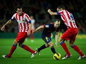 Primera División přichystala na víkend laskominu: druhé Atlético hraje s vedoucí Barcelonou, Real hraje na Espanyolu