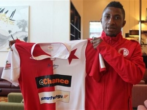 K týmu Slavie se připojí Ghaňan Joseph Mensah