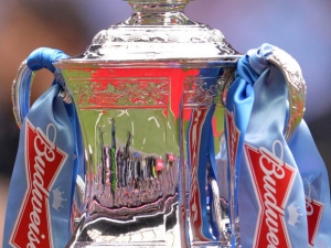 Los 5. kola FA Cupu: City hostí Chelsea, Arsenal vyzve Liverpool