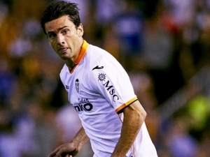 Valencii mohou opustit Postiga i Jonas, náhradou by měl být Osvaldo
