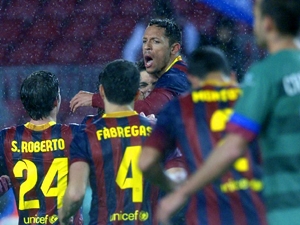 Barcelona dala Levante pět gólů a postupuje do semifinále, stejně jako obhájce trofeje Atlético Madrid