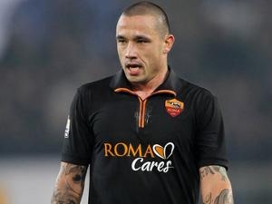 Nainggolan vystřelil Vlkům tři body